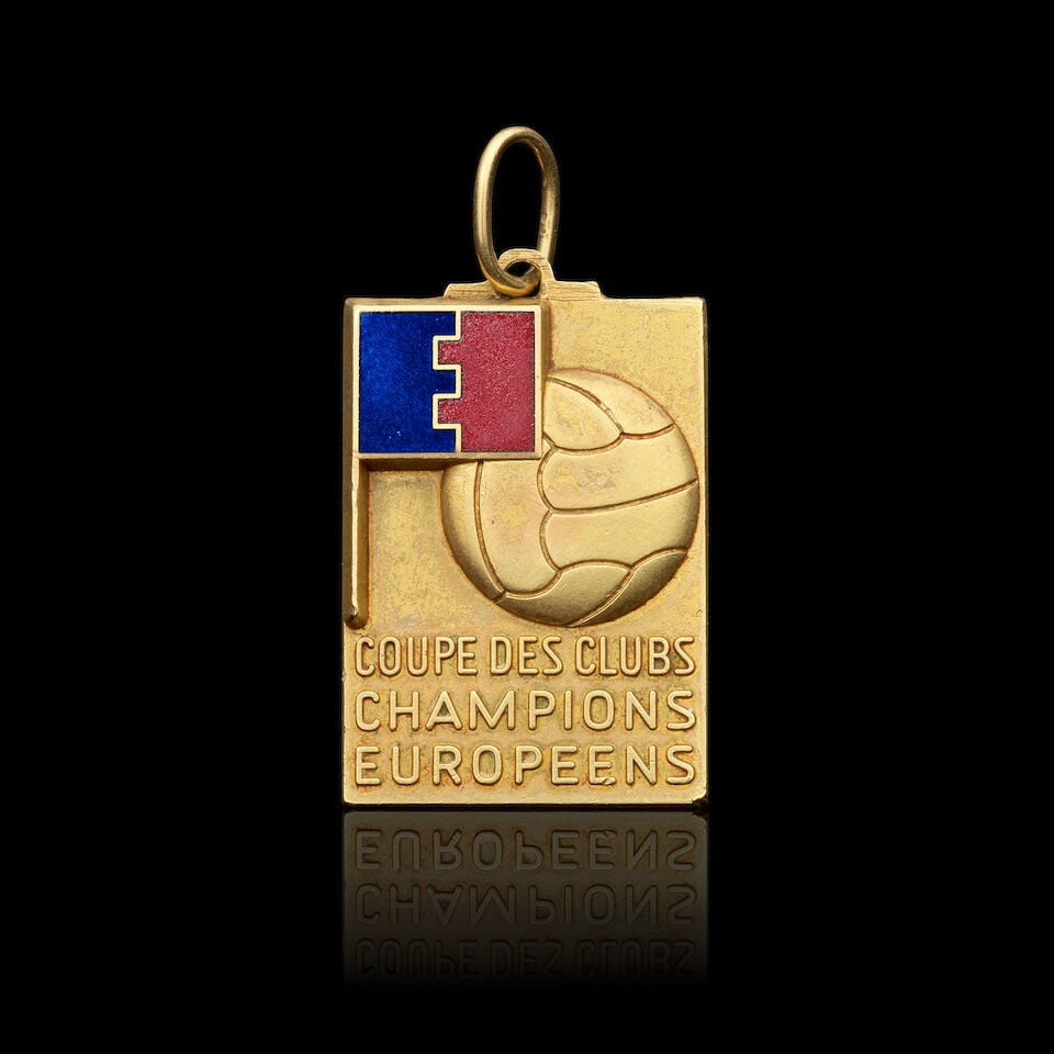 George Best, Manchester United, 1968 European Cup Winners' Medal: George Best, Manchester United, 1968 European Cup Winners' Medal 'Coupe Des Champions Européens' winners gold medal awarded to Best when Manchester United became the first English team to win the
