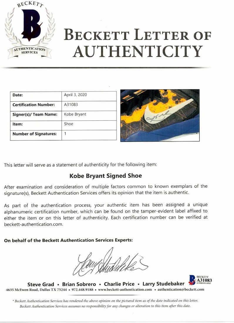 Kobe Bryant Nike Zoom Kobe VII signed game-worn sneakers - 6