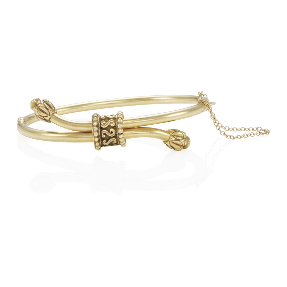 14K GOLD VICTORIAN ERA HINGED BANGLE BRACELET - 2