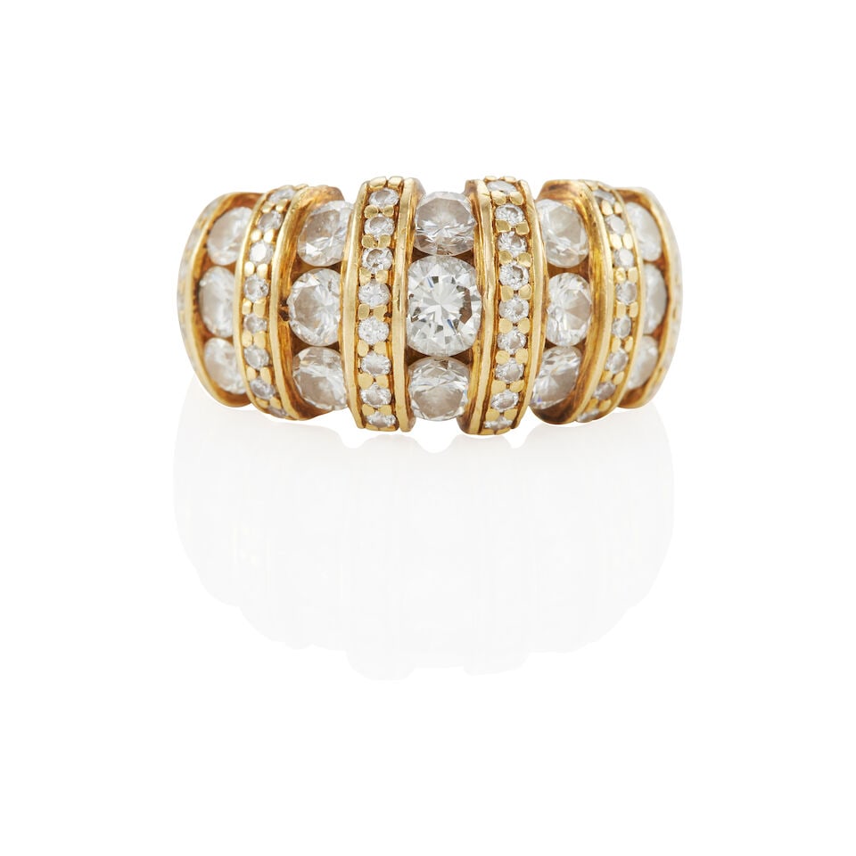 18K GOLD AND DIAMOND RING (1 of 3)