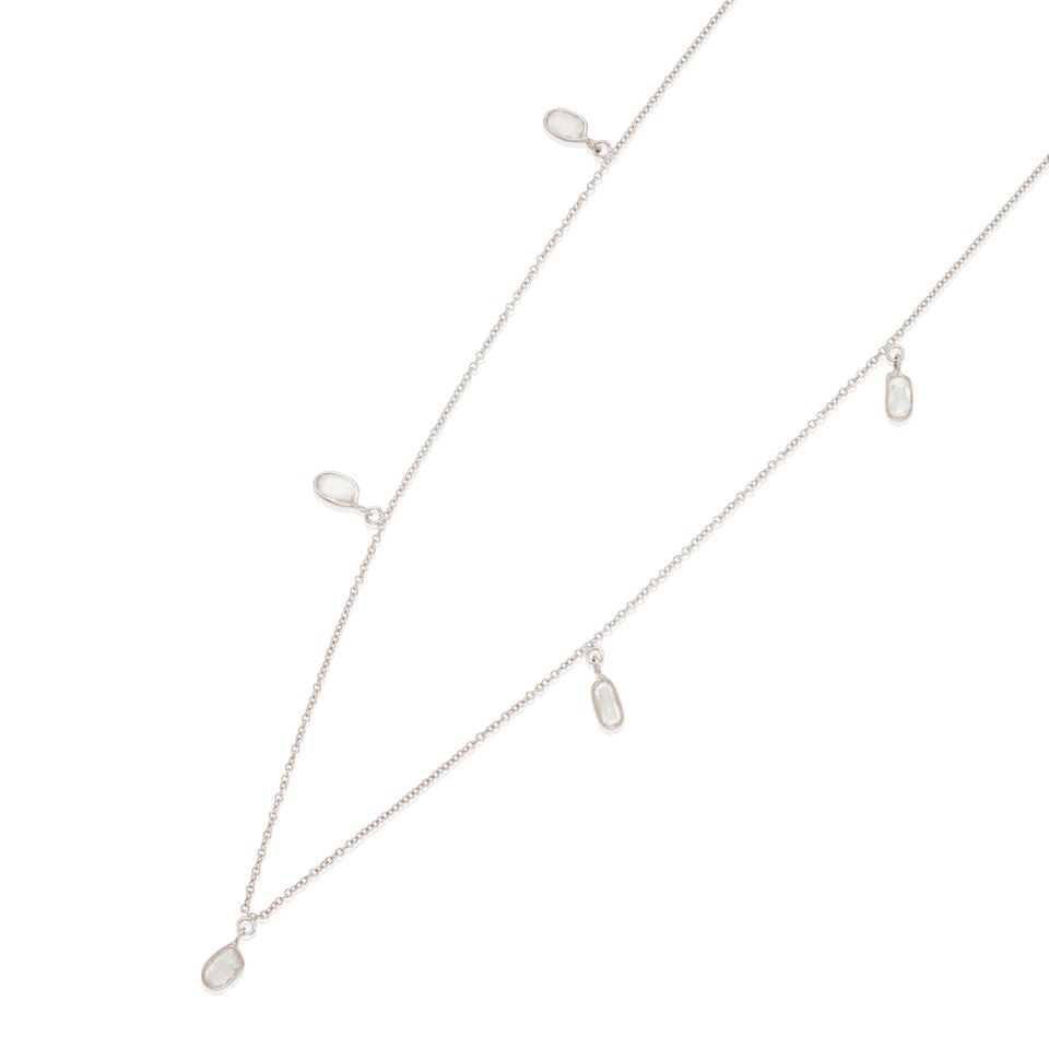 18K WHITE GOLD AND DIAMOND NECKLACE - 2