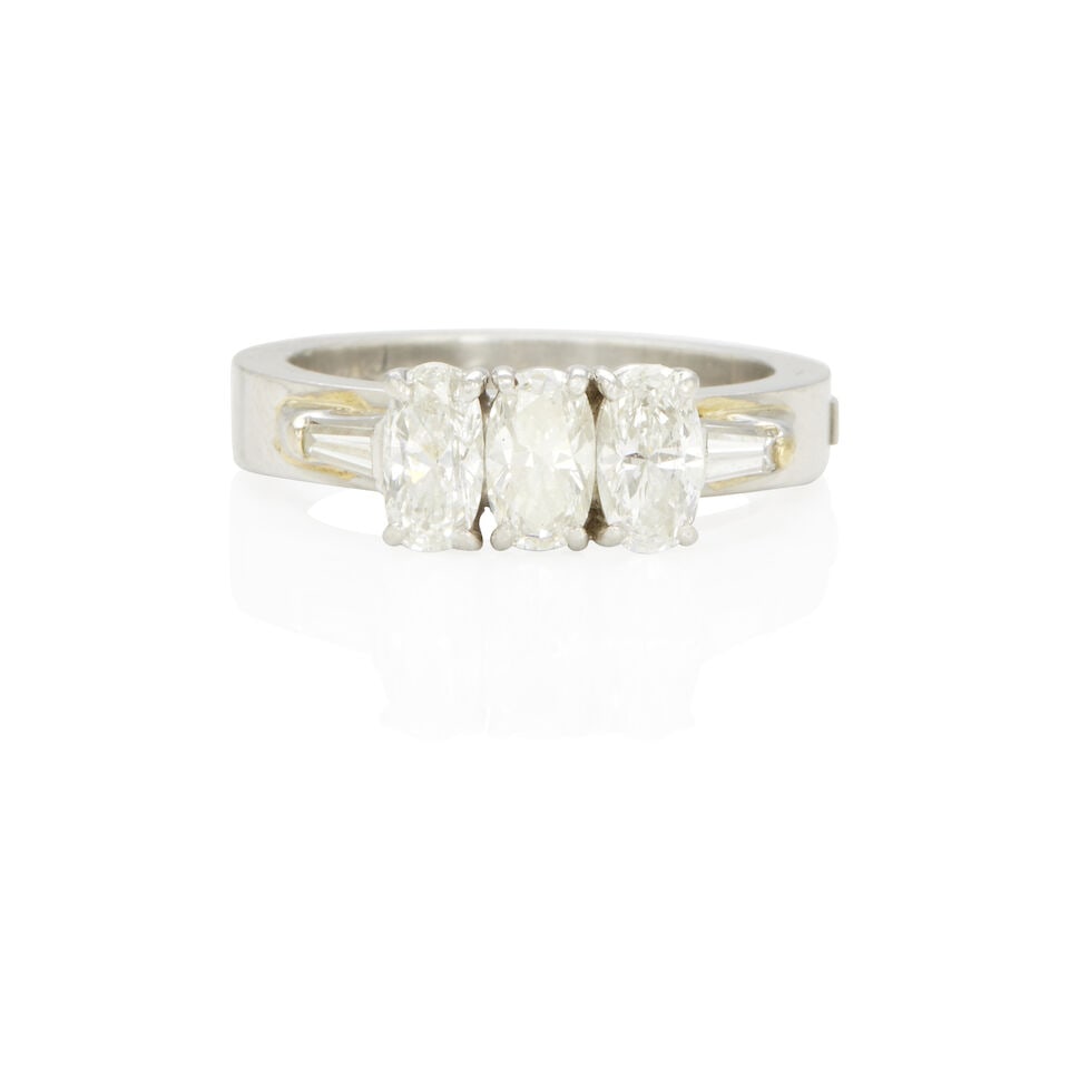 PLATINUM AND DIAMOND RING (1 of 2)