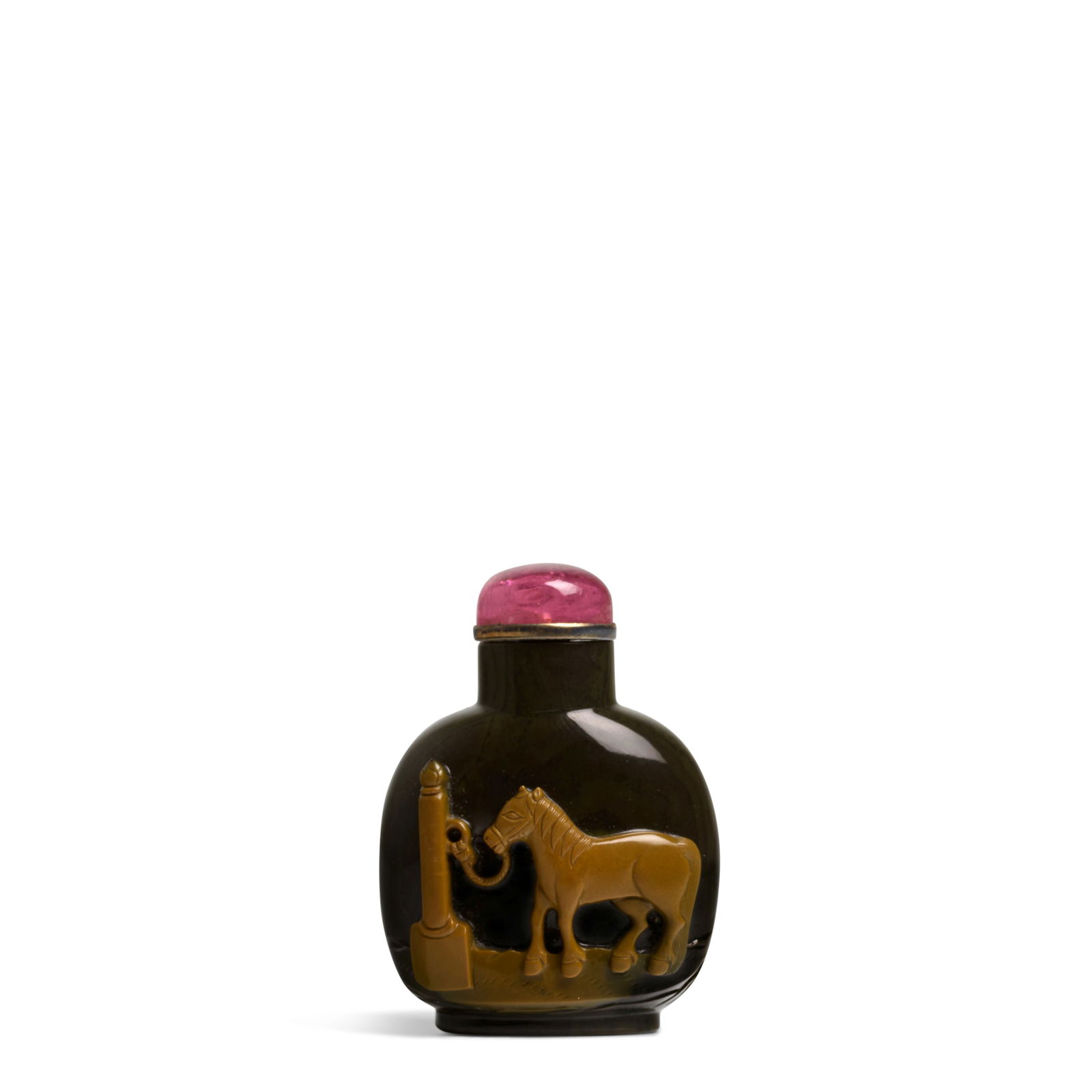 A THREE-COLOR JASPER 'TETHERED HORSE' SNUFF BOTTLE 1800-1900: A THREE-COLOR JASPER 'TETHERED HORSE' SNUFF BOTTLE 1800-1900 Of rounded square shape, carved on one side using the brown skin with a saddled horse tethered to a stone post, its mane and tail carved in