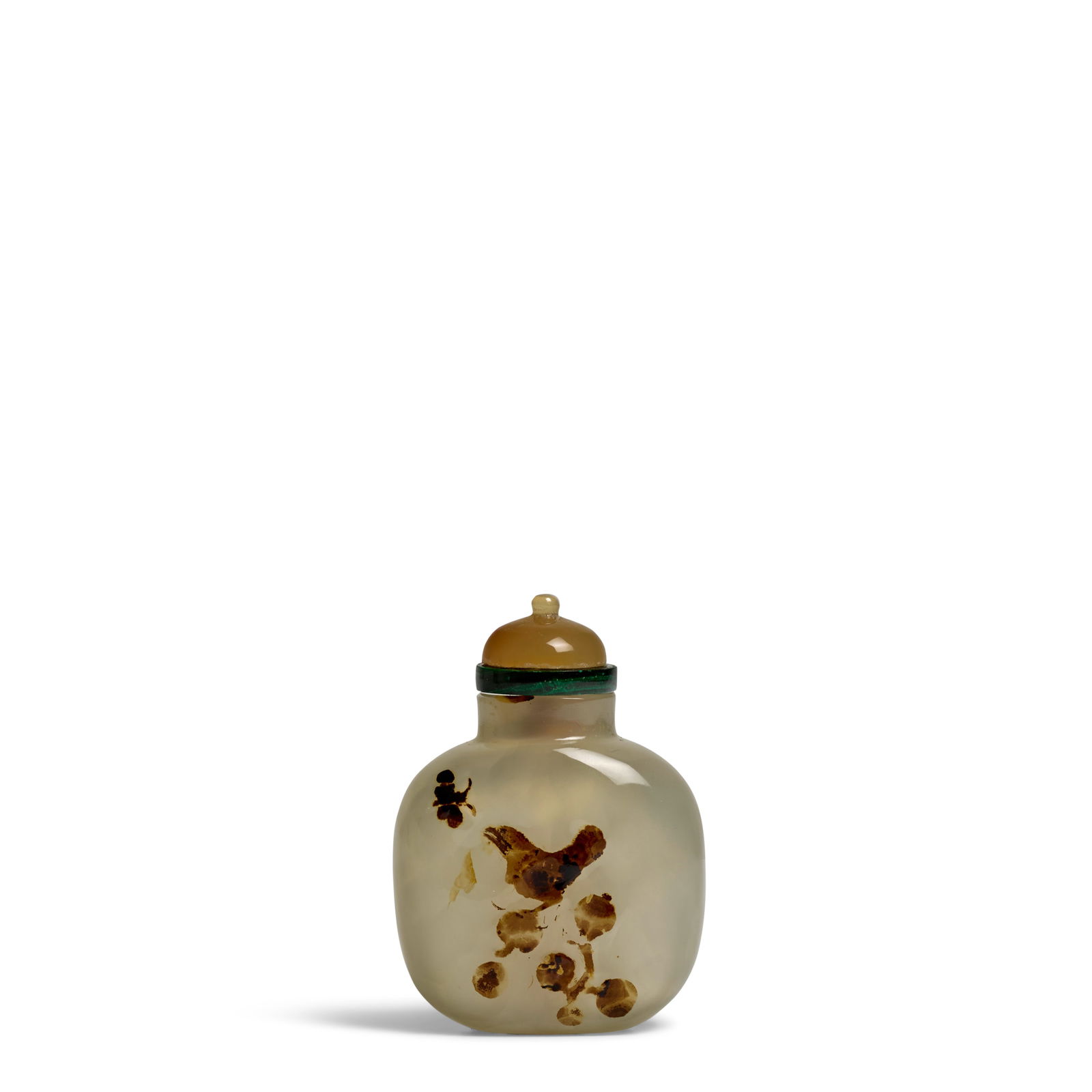 A SHADOW AGATE 'BIRD, FRUITS AND BUTTERFLY' SNUFF BOTTLE 1770-1860, Official School (1 of 1)
