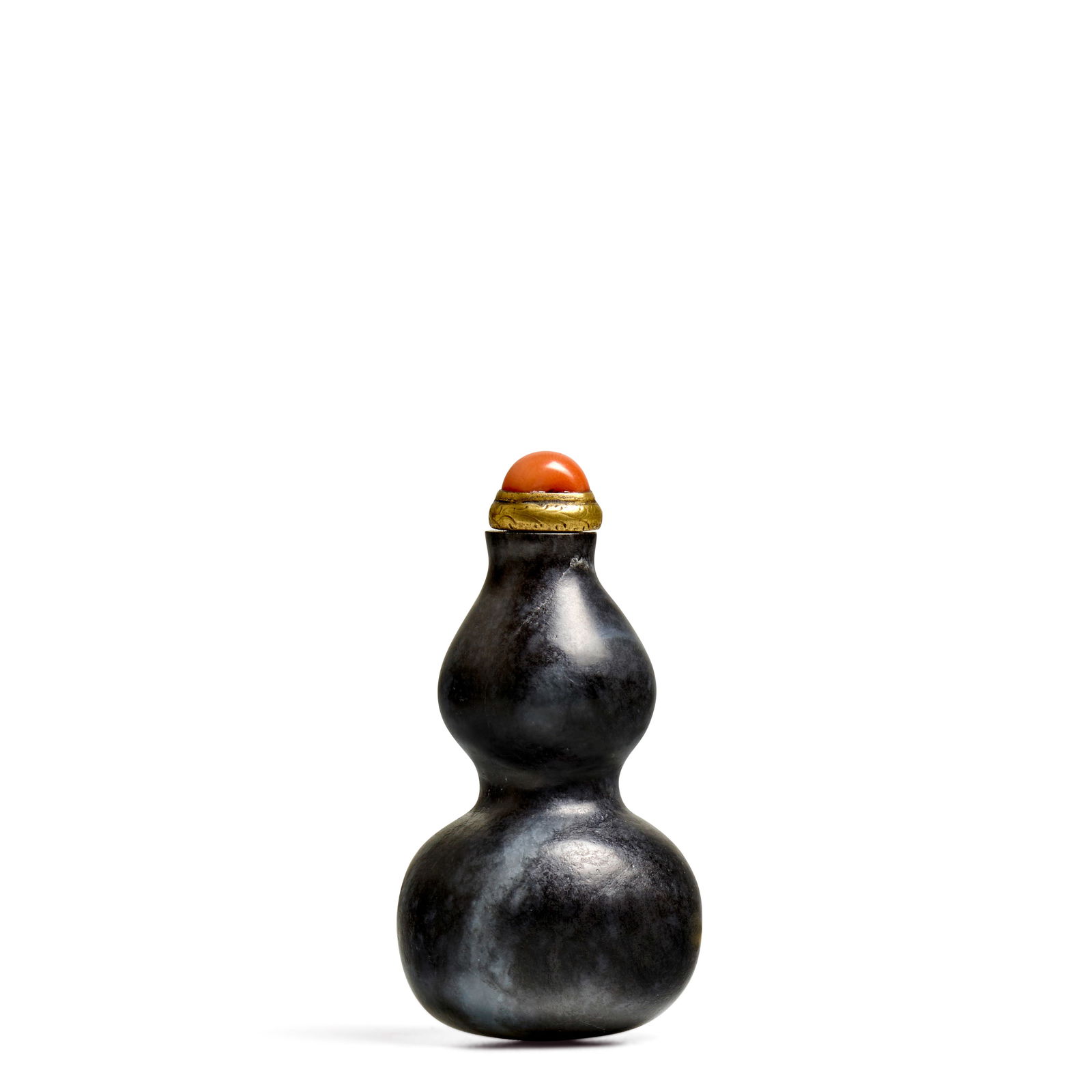 A BLACK AND GRAY JADE GOURD-SHAPED SNUFF BOTTLE 1740-1800 (1 of 1)