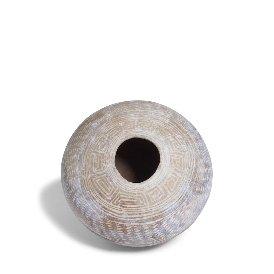An Ancestral Puebloan black-on-white seed jar - 2
