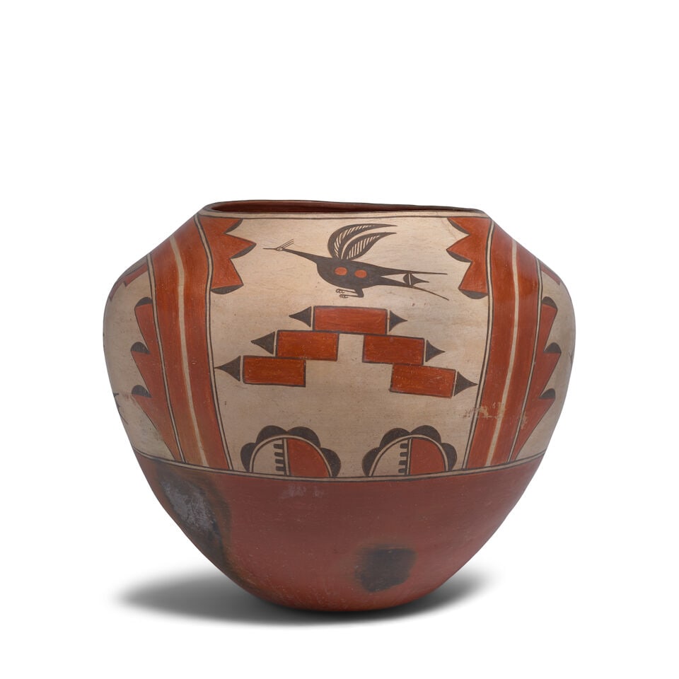 A Trinidad Medina polychrome pottery storage jar - 3