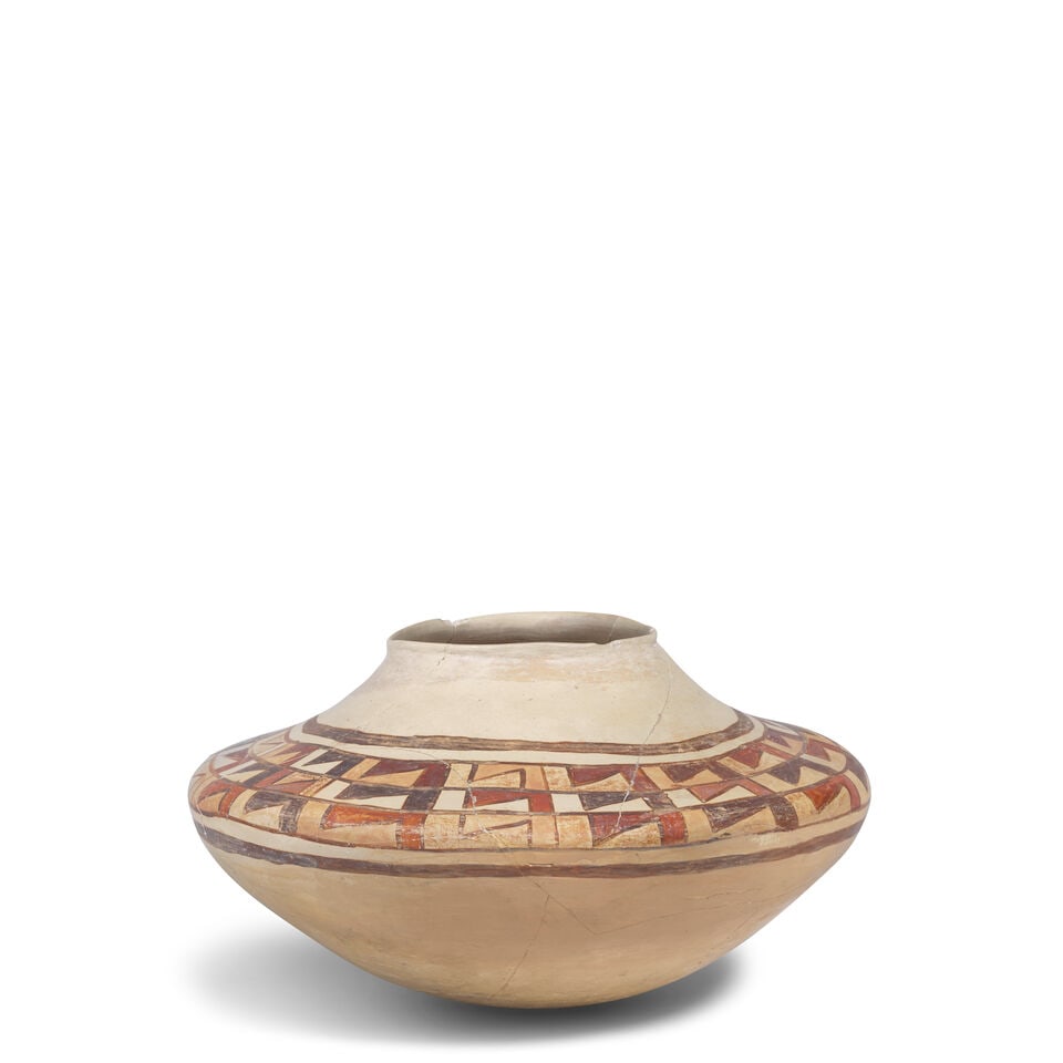 A Sikyatki polychrome pottery jar - 2
