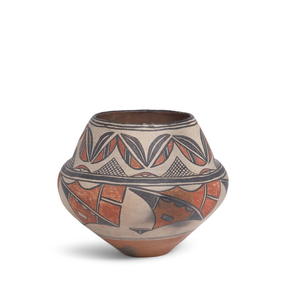 A San Ildefonso polychrome pottery jar, attributed to Tonita Peña - 3