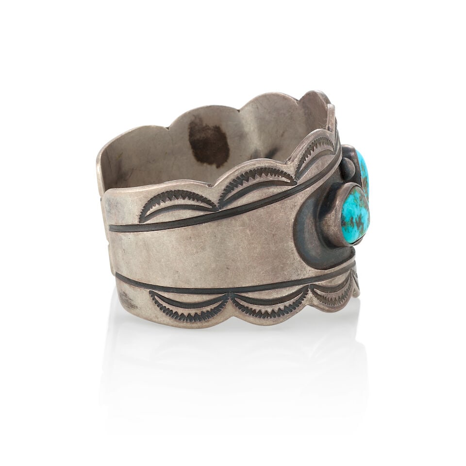 A Diné (Navajo) cuff bracelet - 3