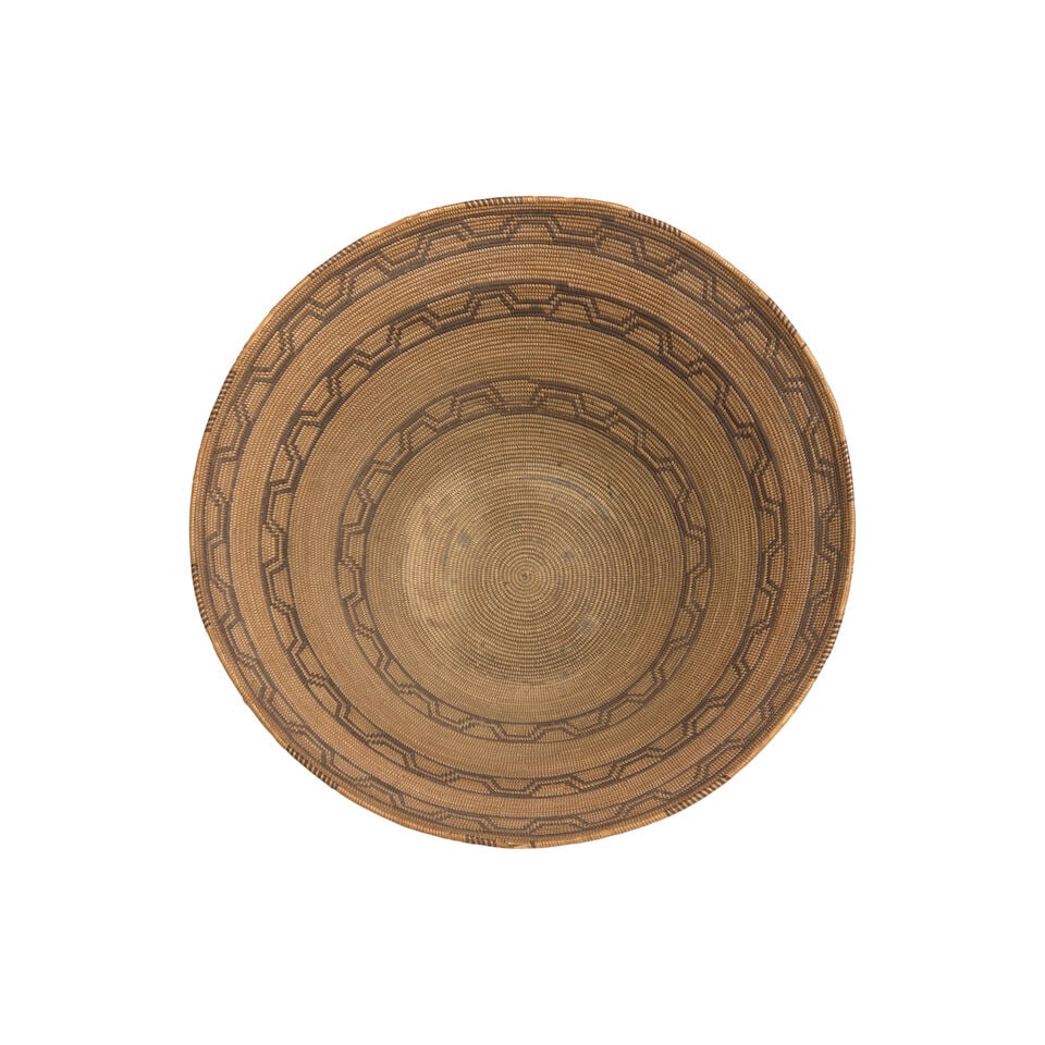 A Yokuts basket - 2