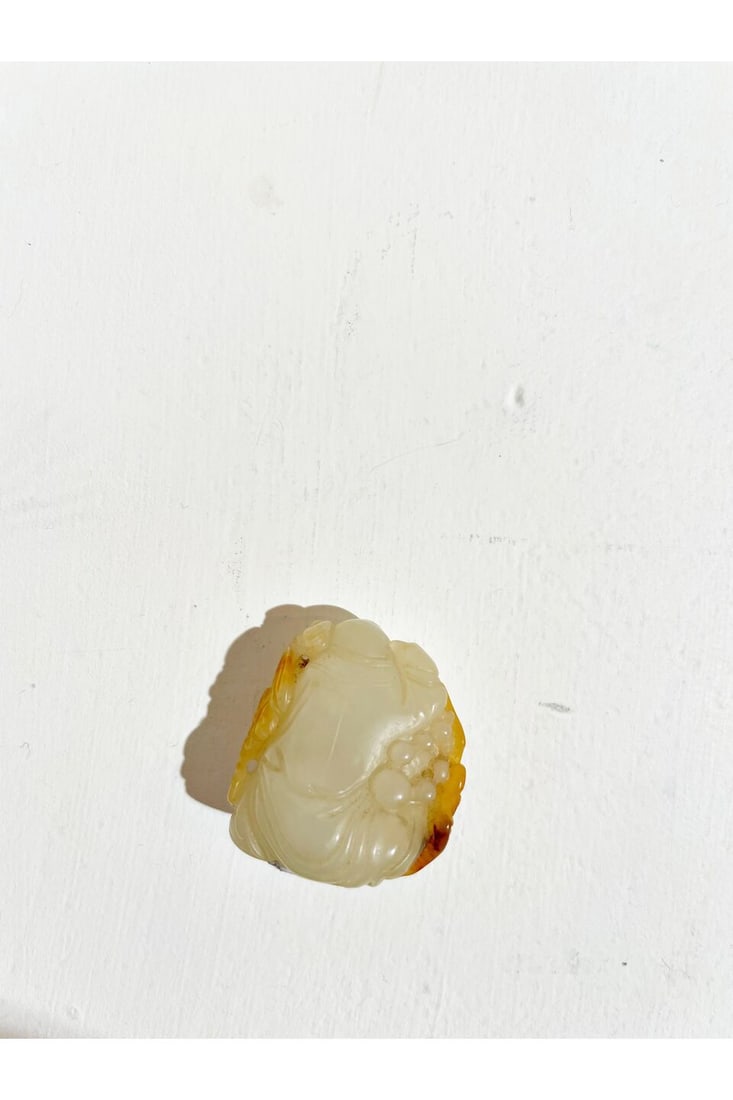A WHITE JADE TOGGLE OF THE GOD OF LONGEVITY WITH RUSSET INCLUSIONS 20th century - 6