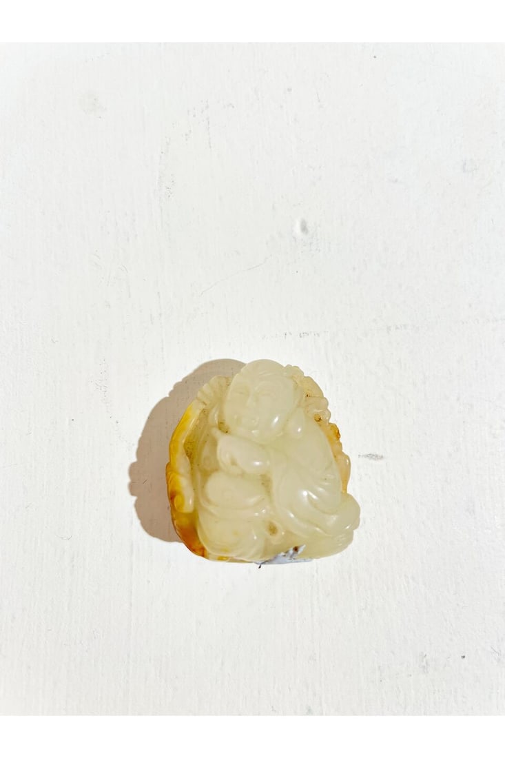 A WHITE JADE TOGGLE OF THE GOD OF LONGEVITY WITH RUSSET INCLUSIONS 20th century - 7