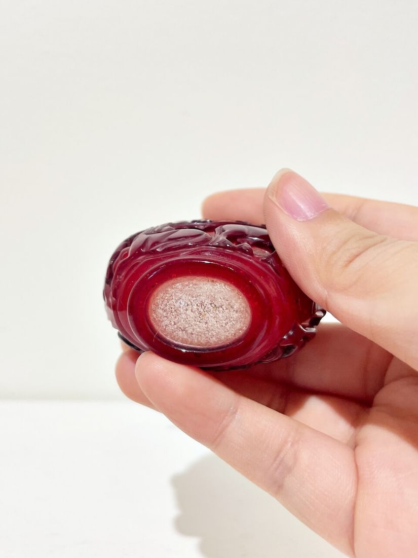 TWO GLASS OVERLAY SNUFF BOTTLES 19th century (2) - 5