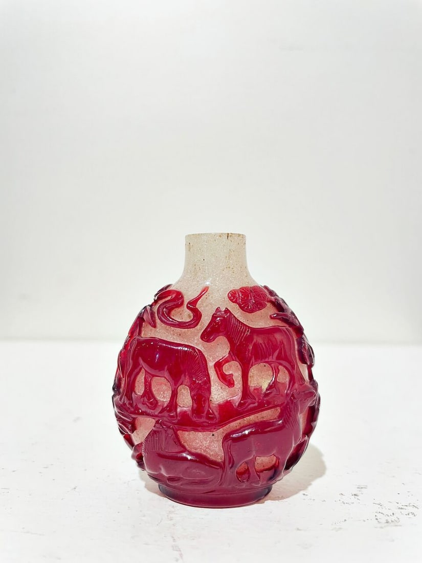 TWO GLASS OVERLAY SNUFF BOTTLES 19th century (2) - 6