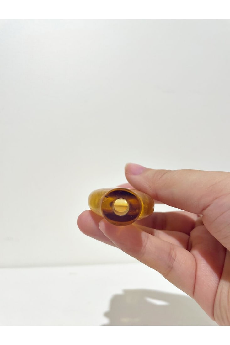 A YELLOW GLASS AND A ROCK CRYSTAL SNUFF BOTTLES 18th/19th century (2) - 3