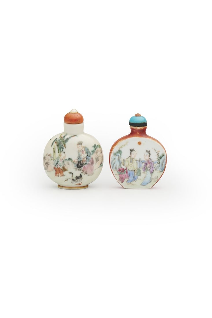 TWO FAMILLE ROSE SNUFF BOTTLES Daoguang four-character marks, 19th century (2): TWO FAMILLE ROSE SNUFF BOTTLES Daoguang four-character marks, 19th century Measured without the stoppers varying sizes from 5.3cm to 5.5cm high (2). Footnotes: 十九世紀 粉