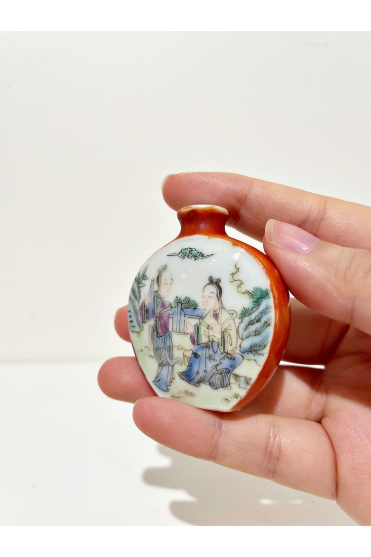 TWO FAMILLE ROSE SNUFF BOTTLES Daoguang four-character marks, 19th century (2) - 6