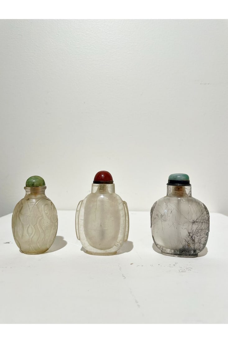 THREE ROCK CRYSTAL SNUFF BOTTLES 19th century (3) - 18