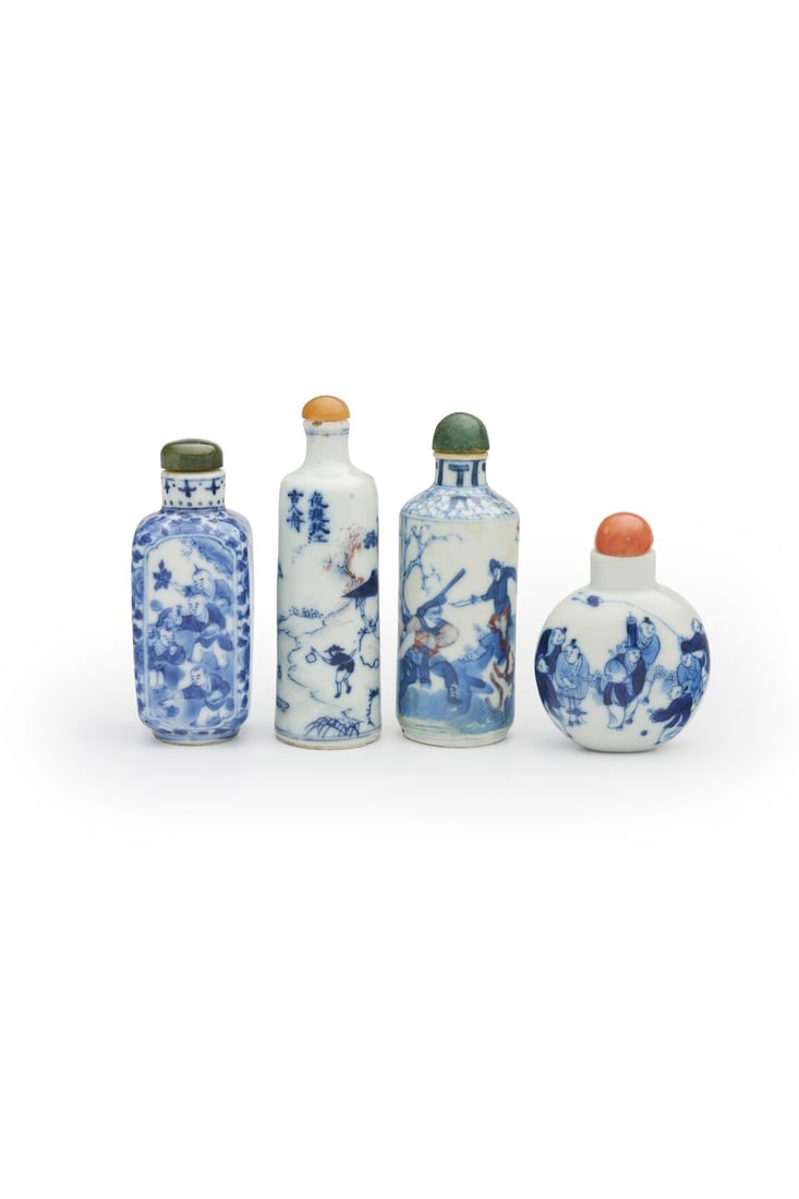 FOUR BLUE AND WHITE SNUFF BOTTLES Yongzheng, Qianlong, and Daoguang marks, 19th/20th century (4): FOUR BLUE AND WHITE SNUFF BOTTLES Yongzheng, Qianlong, and Daoguang marks, 19th/20th century Measured without the stoppers varying sizes from 5.8cm to 9.0cm high