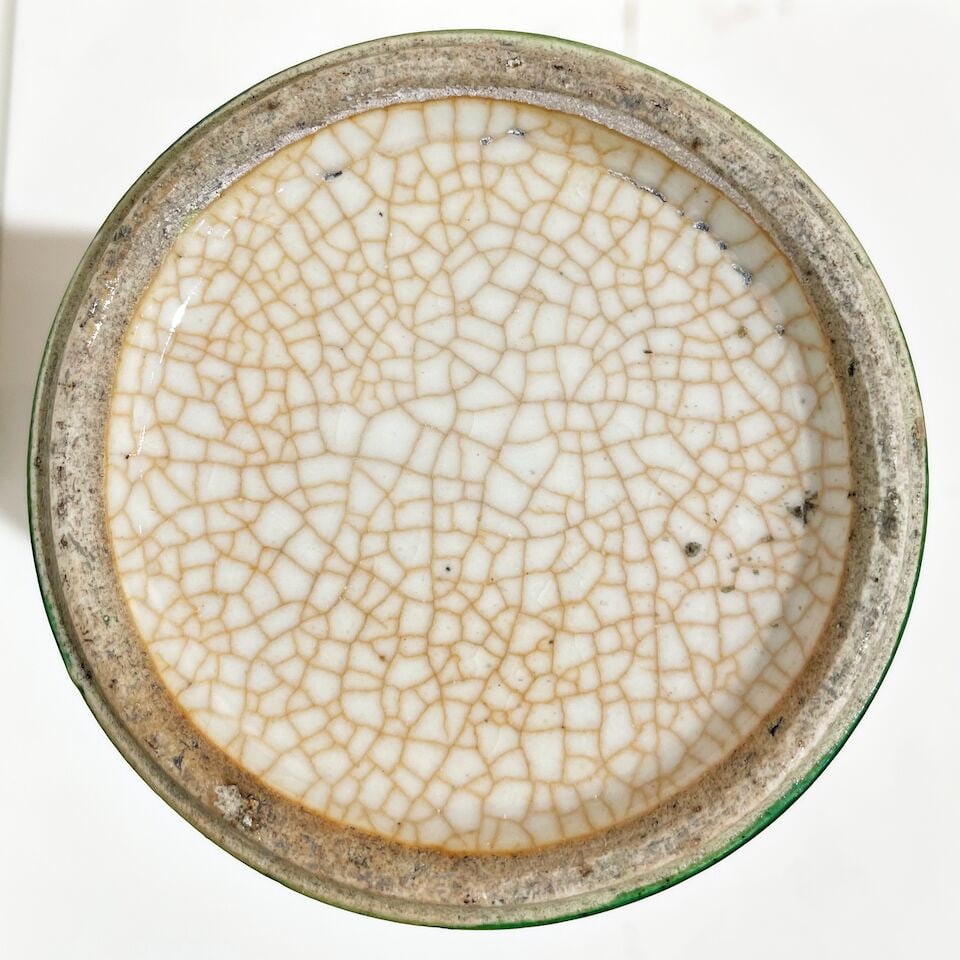 A GREEN GLAZED VASE 19th century - 2