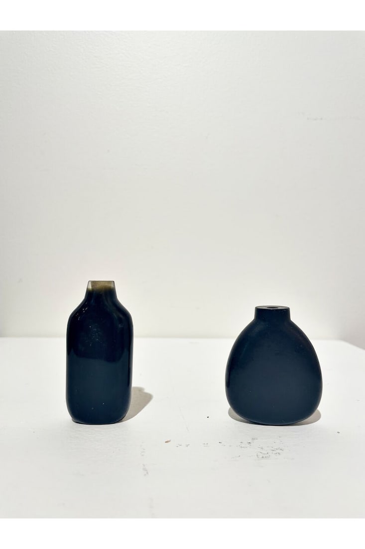 FOUR COLOURED GLASS SNUFF BOTTLES 19th century (4) - 2