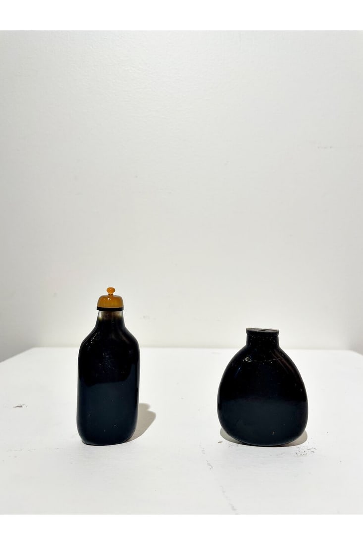 FOUR COLOURED GLASS SNUFF BOTTLES 19th century (4) - 6