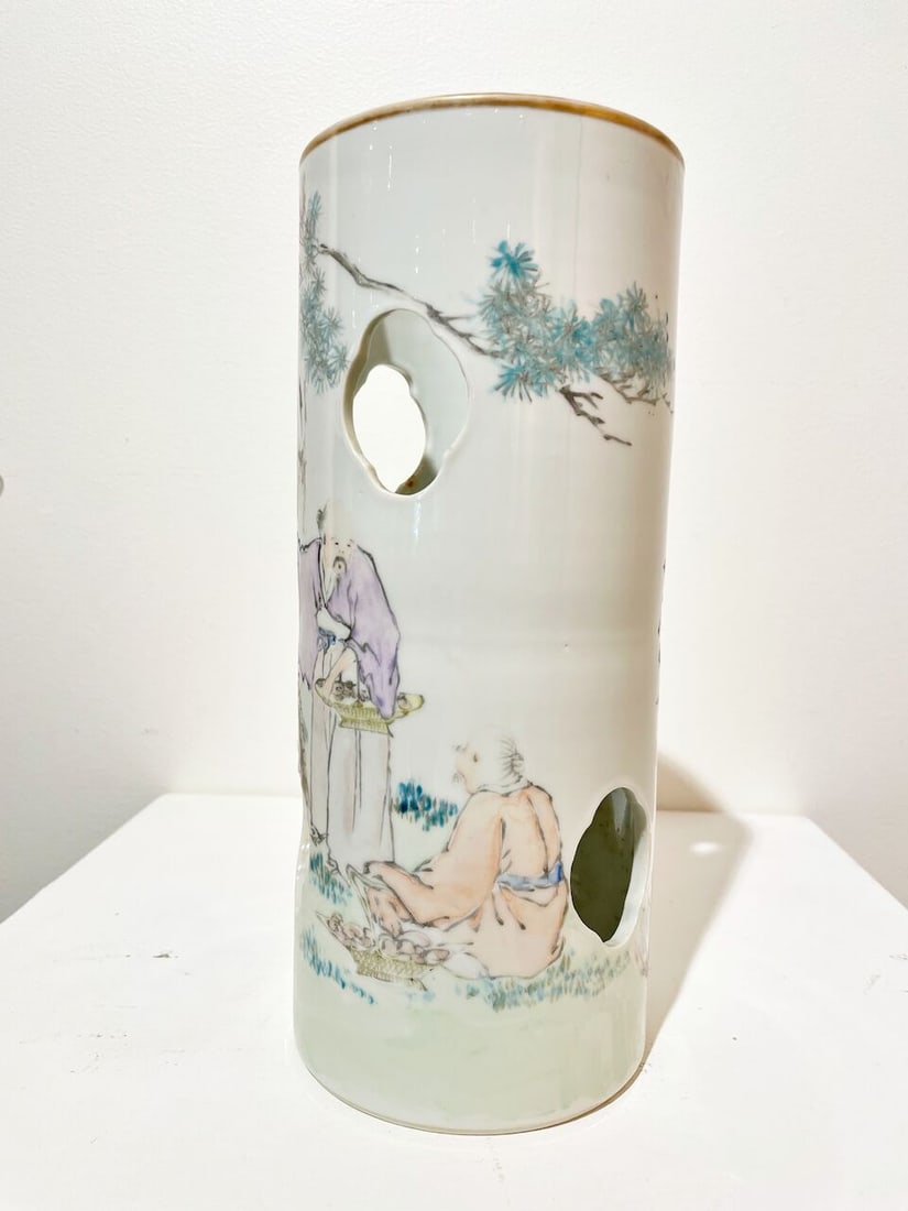 A QIANJIANGCAI HAT STAND Signed Ren Huanzhang (active 1874-1902), late Qing dynasty - 5