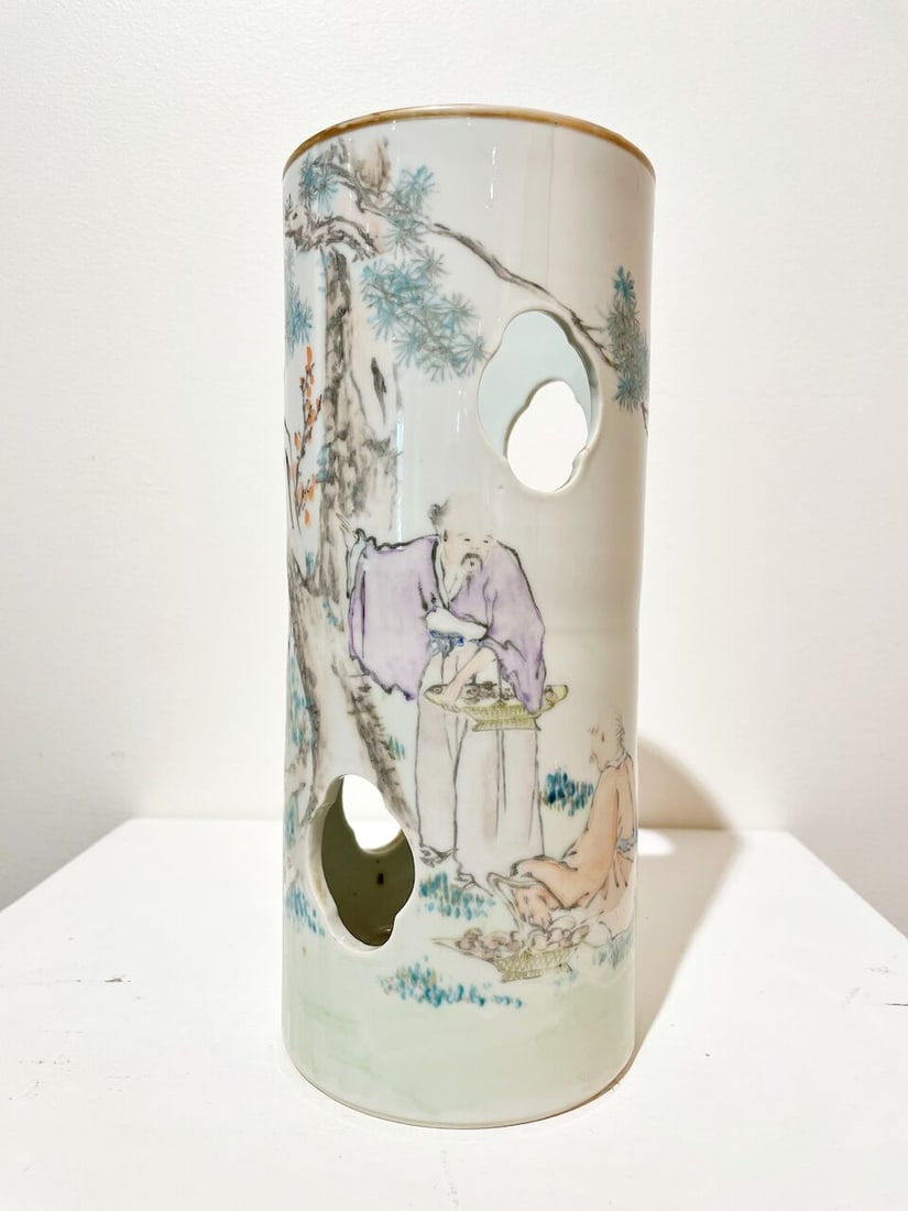 A QIANJIANGCAI HAT STAND Signed Ren Huanzhang (active 1874-1902), late Qing dynasty - 6