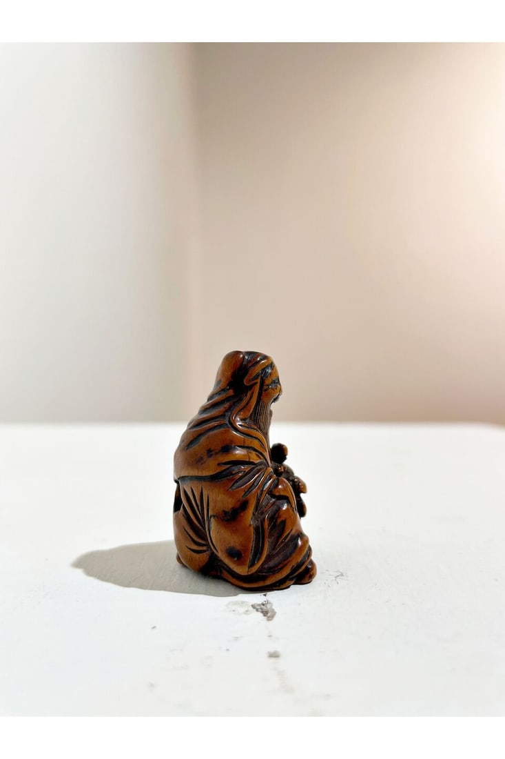 TWO BOXWOOD NETSUKE OF A MONK AND GAMA SENNIN 19th century (2) - 10