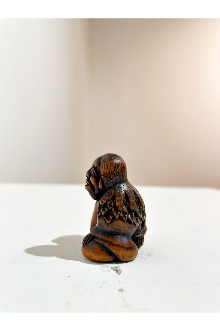TWO BOXWOOD NETSUKE OF A MONK AND GAMA SENNIN 19th century (2) - 6