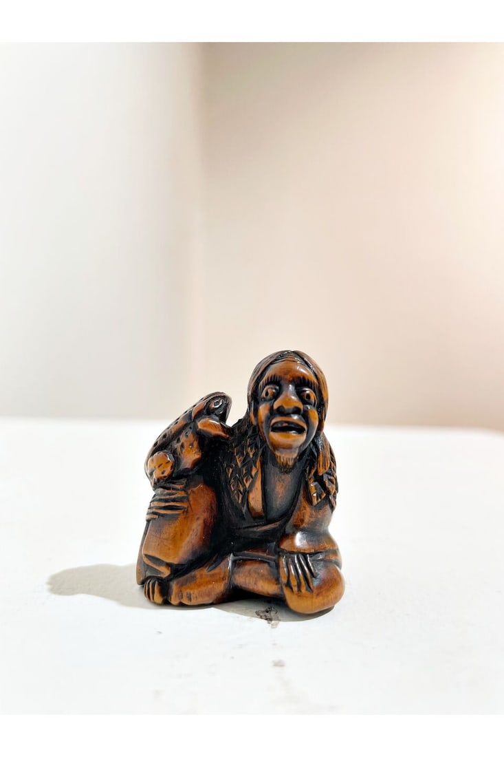 TWO BOXWOOD NETSUKE OF A MONK AND GAMA SENNIN 19th century (2) - 7