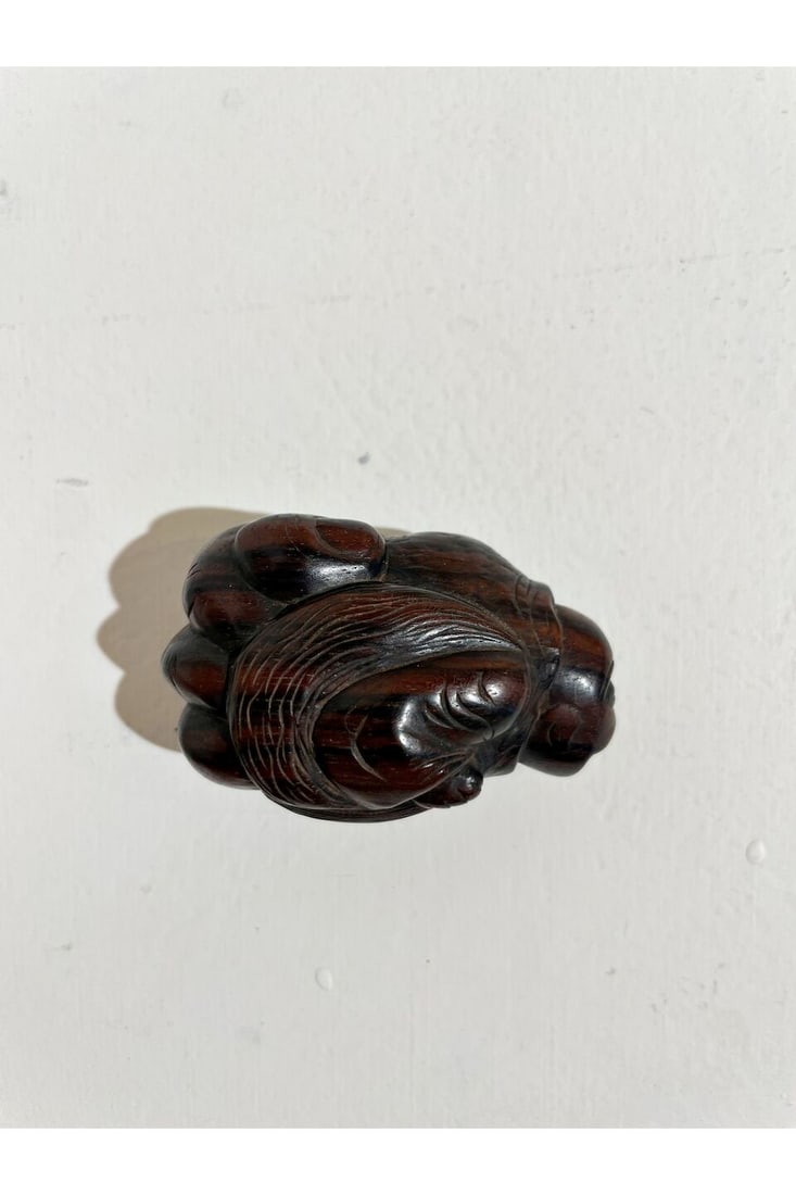 TWO WOOD AND A BRAZIL NUT NETSUKE the brazilnut netsuke signed possibly Kabuao [株青... - 4