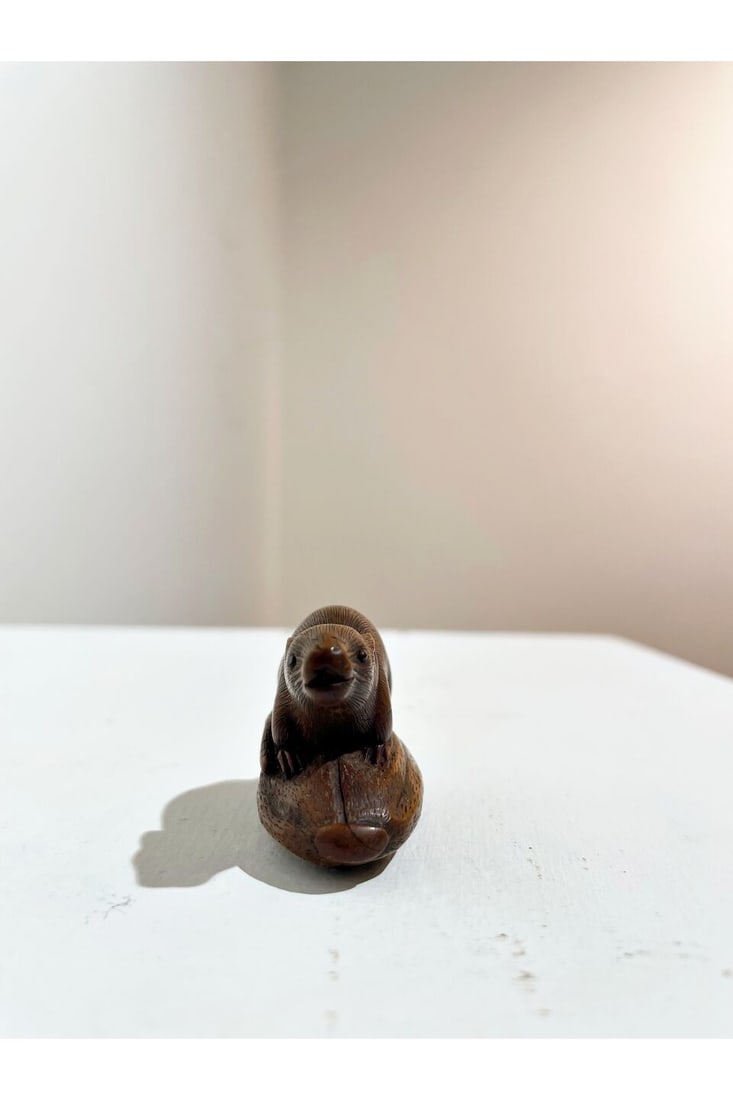 A BOXWOOD NETSUKE OF A RAT Signed Tatsuyama [龍山], 19th century - 9