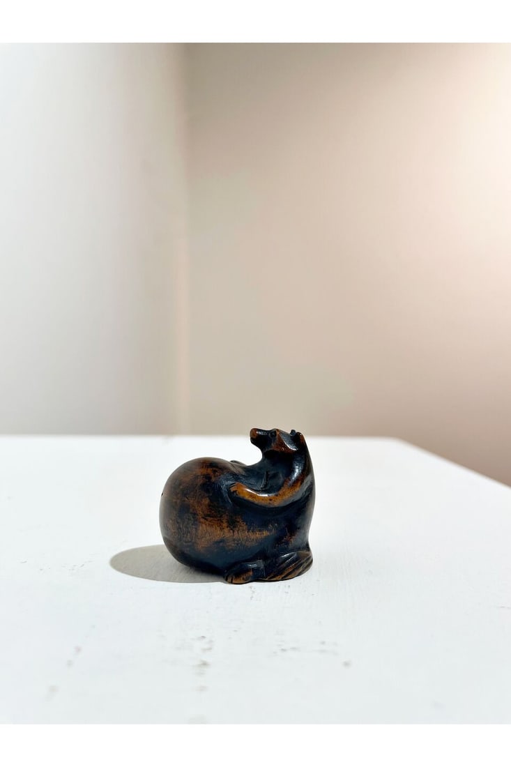 TWO BOXWOOD NETSUKE OF A TANUKI AND TWO RATS Signed Imin [玉民] and Hironaka [ध... - 7