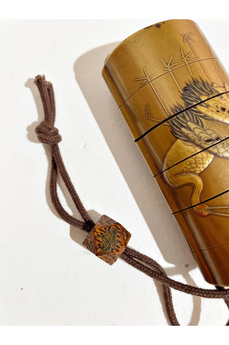 TWO LACQUER INRO AND TWO NETSUKE 19th/20th century (2) - 7