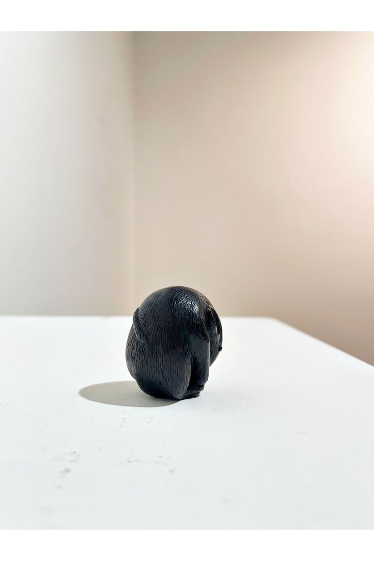 TWO WOOD NETSUKE OF RATS One signed Tamaichi [玉一], 19th/20th century (2) - 12