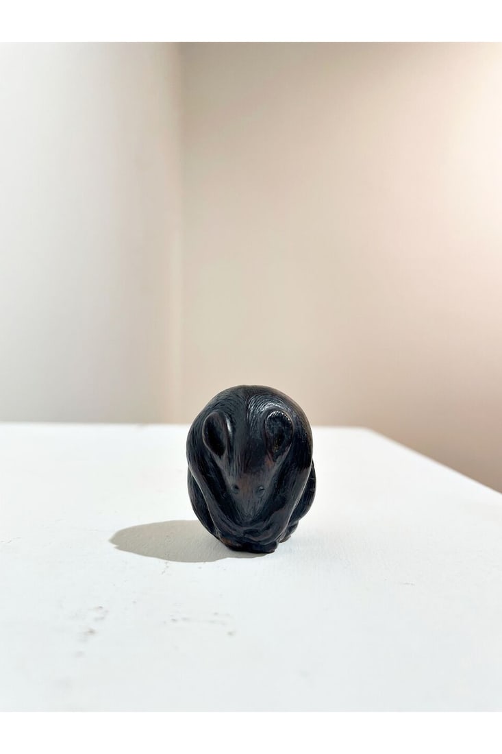 TWO WOOD NETSUKE OF RATS One signed Tamaichi [玉一], 19th/20th century (2) - 15