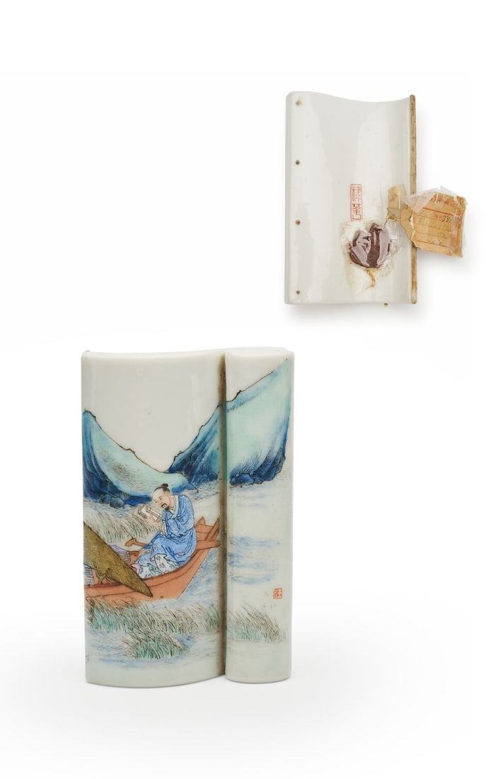 A FAMILLE ROSE 'READING AFLOAT' WRIST REST Seals of Wang Xiaotang (1885-1924), Republic Period: A FAMILLE ROSE 'READING AFLOAT' WRIST REST Seals of Wang Xiaotang (1885-1924), Republic Period 10.1cm long Footnotes: Provenance: Wuhan Cultural Relics Store (label) Private collection, Brisbane,