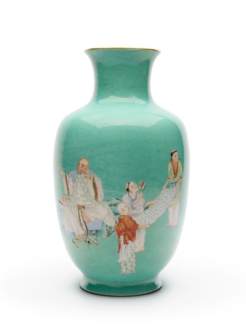 A TURQUOISE-GROUND FAMILLE ROSE 'ARHAT' VASE Republic Period - 8