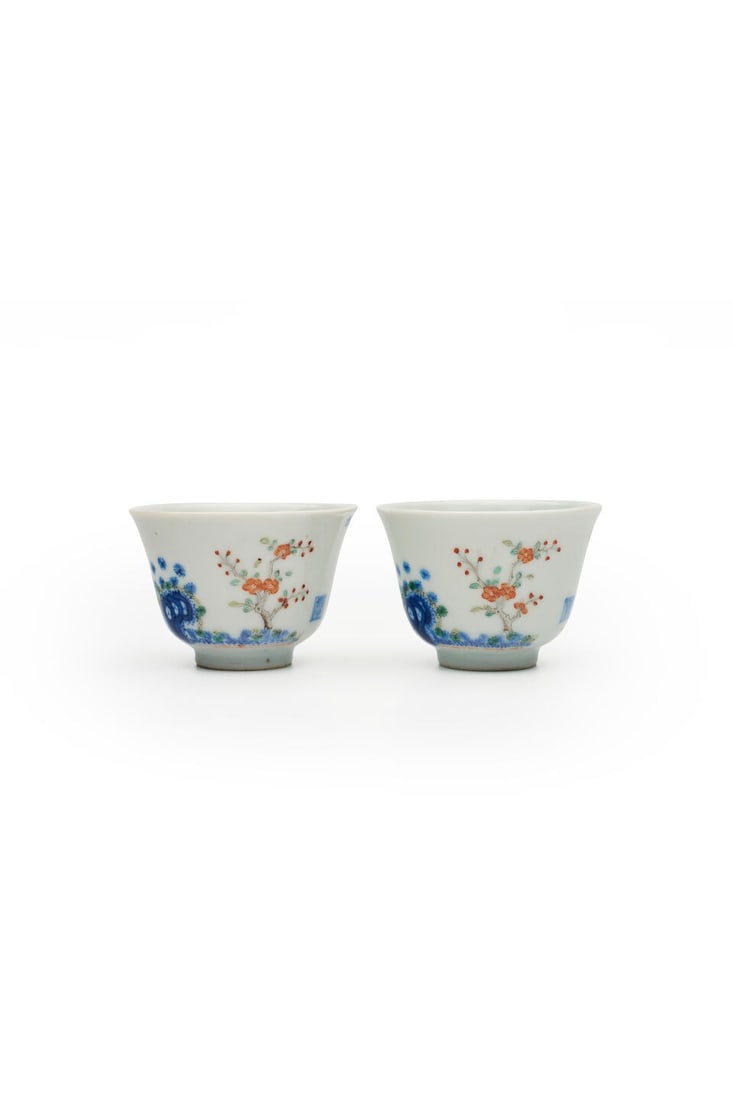 A PAIR OF DOUCAI WINE CUPS 20th century (2): A PAIR OF DOUCAI WINE CUPS 20th century with a fitted box, 6.5cm diam. (2). Footnotes: 二十世紀 鬥彩月令杏花對杯