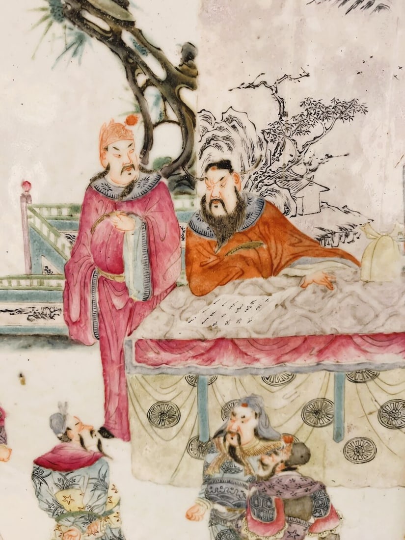 A TABLE SCREEN WITH FAMILLE ROSE ENAMELLED CERAMIC 'OPERA' PLAQUE Daoguang Period - 6