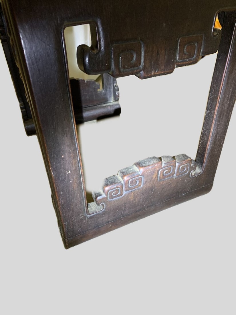 A HUANGHUALI AND ROSEWOOD STOOL Late Qing Dynasty/Republic Period - 5