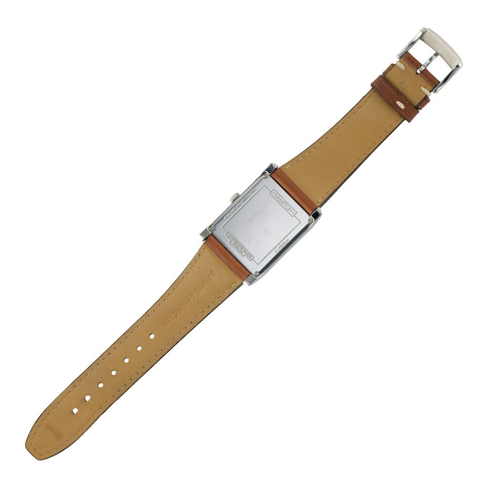 Baume & Mercier. A stainless steel quartz calendar wristwatch Hampton, Ref: 65750, Purchased 11 - 3