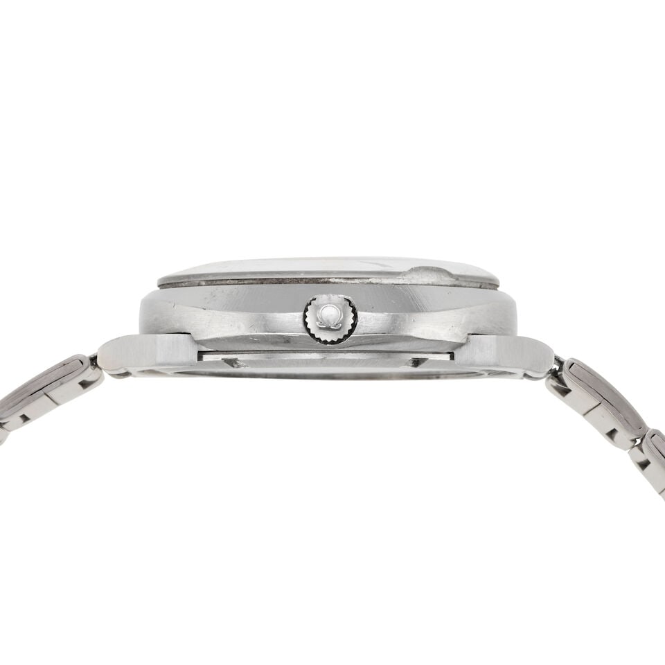 Omega. A stainless steel automatic calendar bracelet watch Dynamic , Circa 1970 - 2