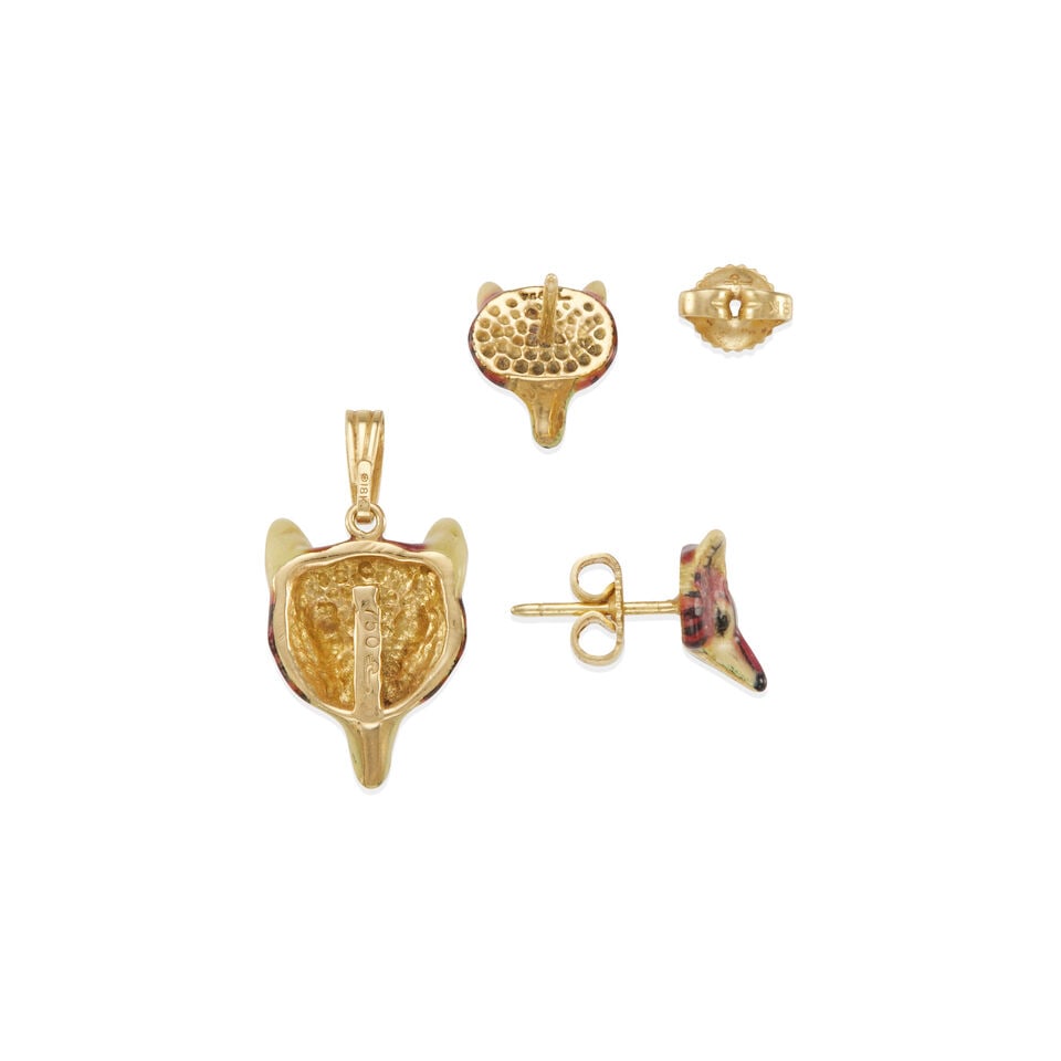 18K GOLD AND ENAMEL FOX PENDANT AND EAR STUDS SET - 2