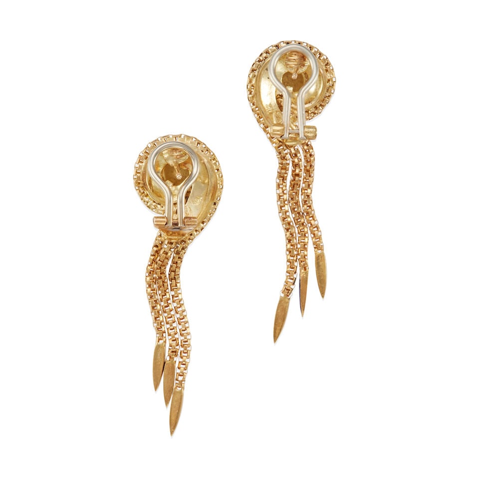 PAIR OF 18K GOLD AND ENAMEL EARRINGS - 2