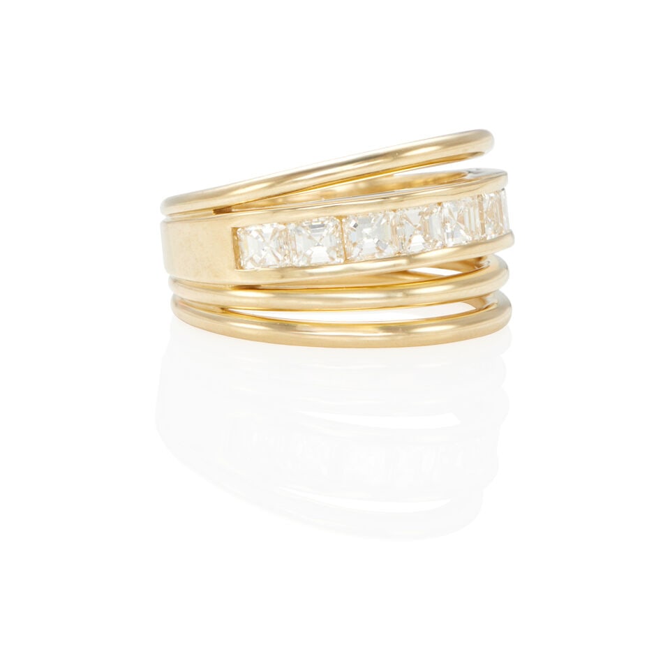 14K YELLOW GOLD AND DIAMOND RING - 2