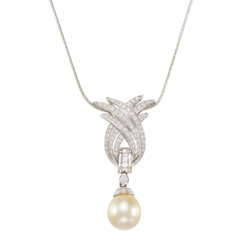 18K WHITE GOLD, CULTURED PEARL, AND DIAMOND PENDANT NECKLACE (1 of 2)
