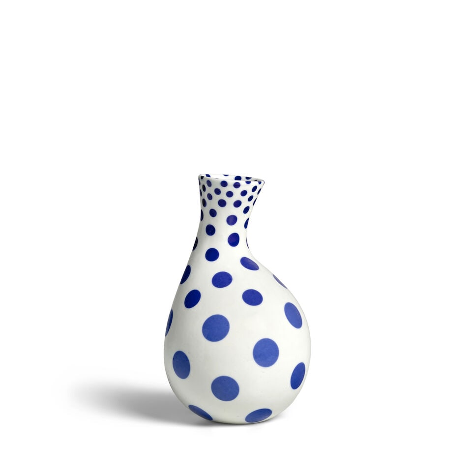 NAKASHIMA HARUMI 中島晴美 (B.1950) A Porcelain Kaki (Flower Vase) with P... (1 of 4)